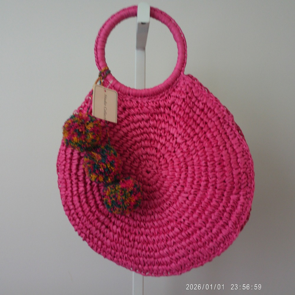 Studio Collection Straw Boho Beachy Tropical Pom Pom Round Circle Tote Bag Pink